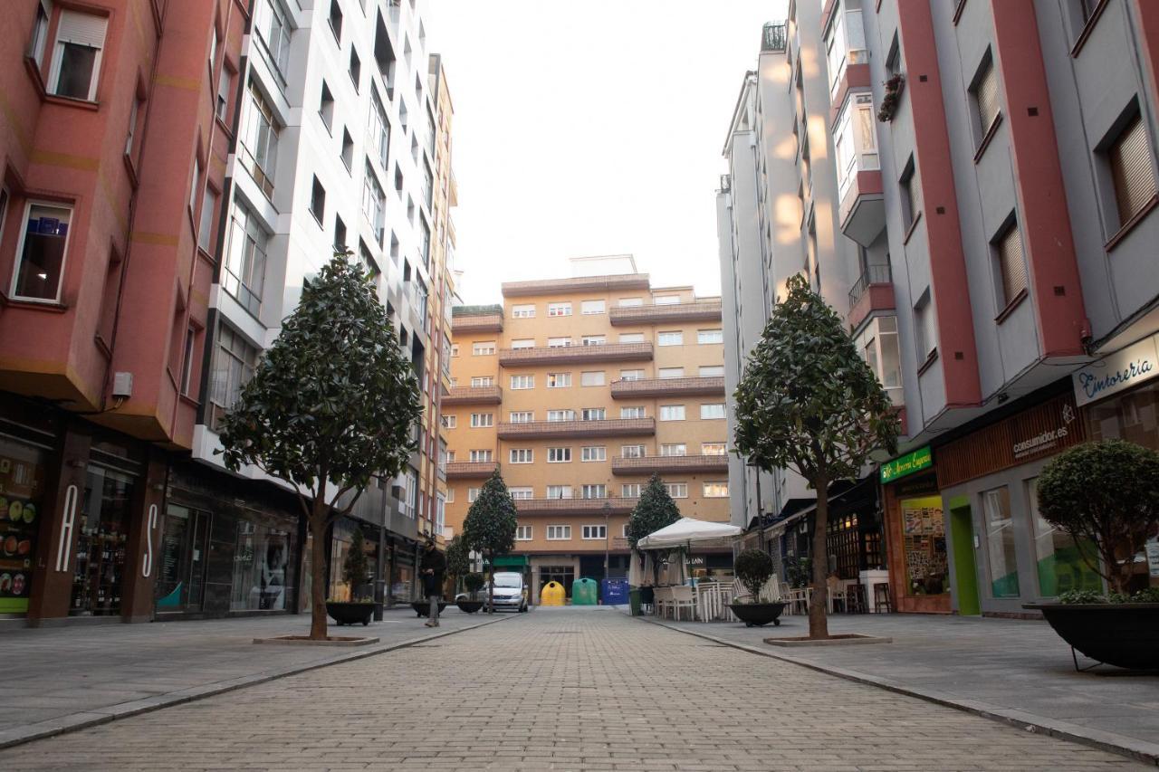 Precioso Apartamento En El Centro De 阿维莱斯 外观 照片